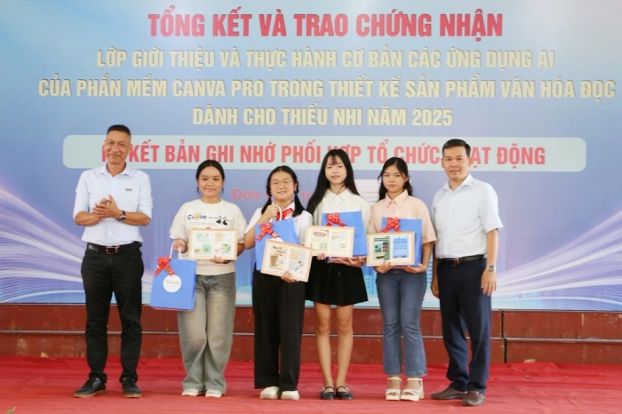 75 học sinh hoàn thành khóa học ứng dụng AI trong thiết kế sản phẩm văn hóa đọc dành cho thiếu nhi