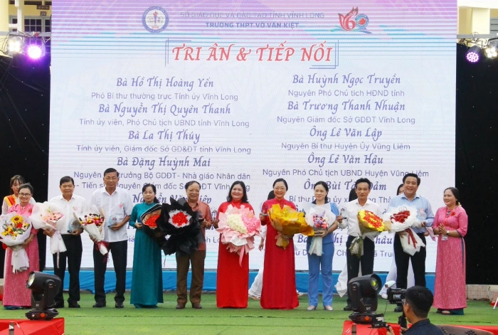 Trường THPT Võ Văn Kiệt kỷ niệm 60 năm thành lập