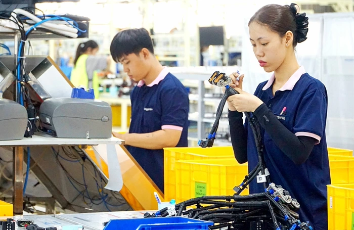 Phát triển công nghiệp hỗ trợ hướng đến sản xuất xanh