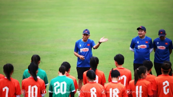 ĐT nữ Việt Nam sang Nhật Bản tập huấn chuẩn bị cho SEA Games: 2 Huỳnh Như được gọi