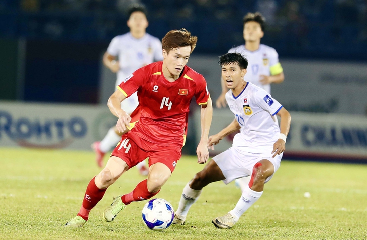 Đội tuyển Việt Nam vẫn cần phải tập trung cho trận đấu với Lào để bảo đảm mục tiêu giành vé dự vòng chung kết Asian Cup 2027 - Ảnh: TTO