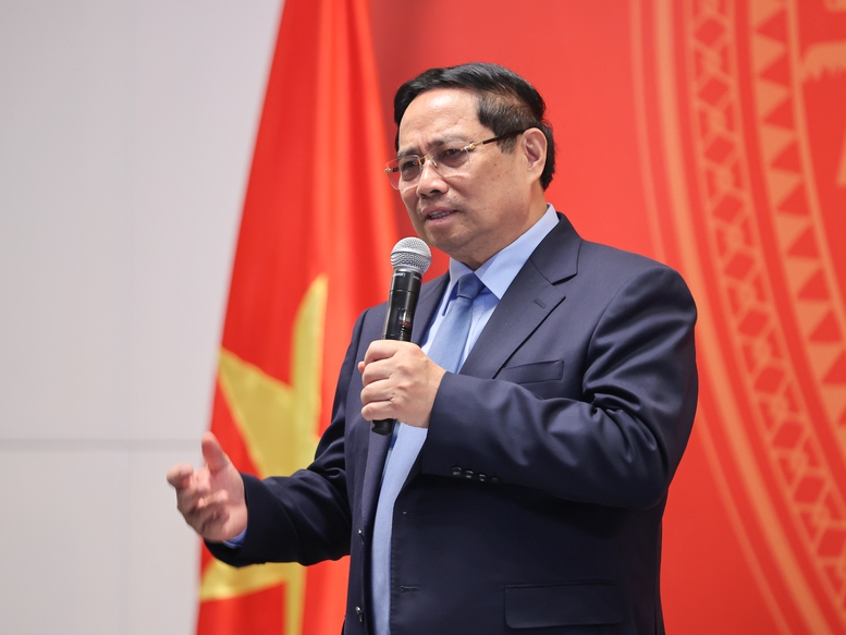 Thủ tướng nhấn mạnh chuyến thăm lần này có ý nghĩa quan trọng trong bối cảnh Việt Nam-Kuwait có quan hệ hữu nghị tốt đẹp và hợp tác hiệu quả - Ảnh: VGP/Nhật Bắc