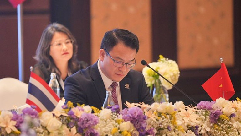 Thứ trưởng Tài chính Trần Quốc Phương dẫn đầu đoàn Việt Nam tham dự hội nghị. (Ảnh: CTV)