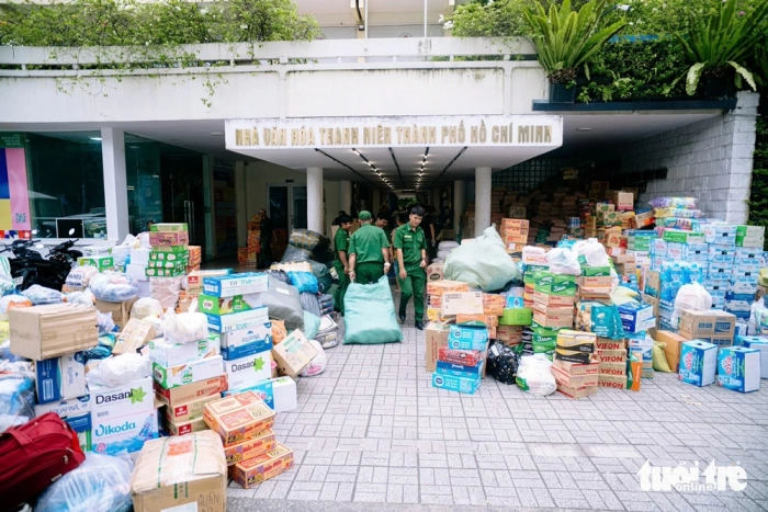 TP.HCM sẽ nấu 10.000 suất cơm mỗi ngày phục vụ đồng bào vùng lũ lụt ở Khánh Hòa