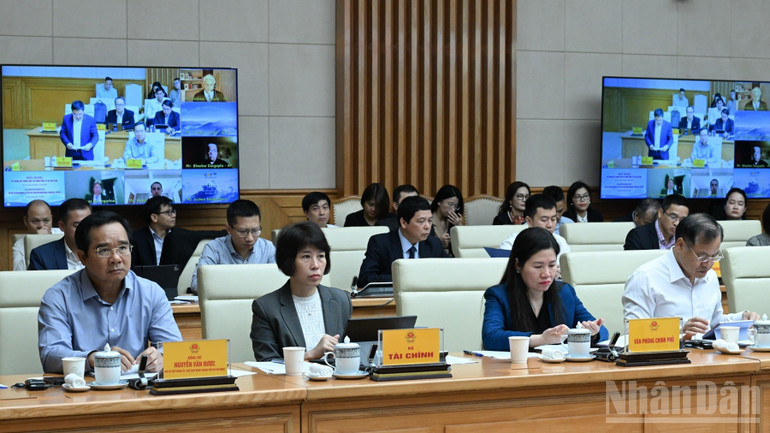 Các đại biểu tham dự hội nghị.