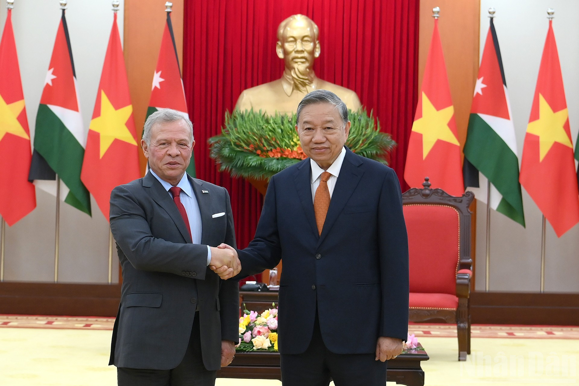Tổng Bí thư Tô Lâm và Quốc vương Jordan Abdullah II Ibn Al Hussein.
