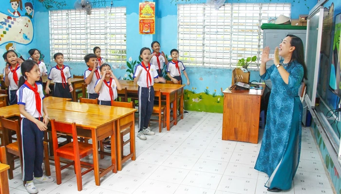 Kỷ niệm 43 năm Ngày Nhà giáo Việt Nam (20/11/1982-20/11/2025)