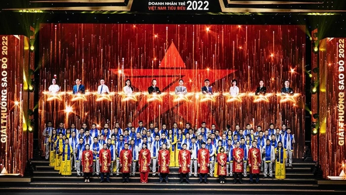 Lần đầu có danh hiệu 