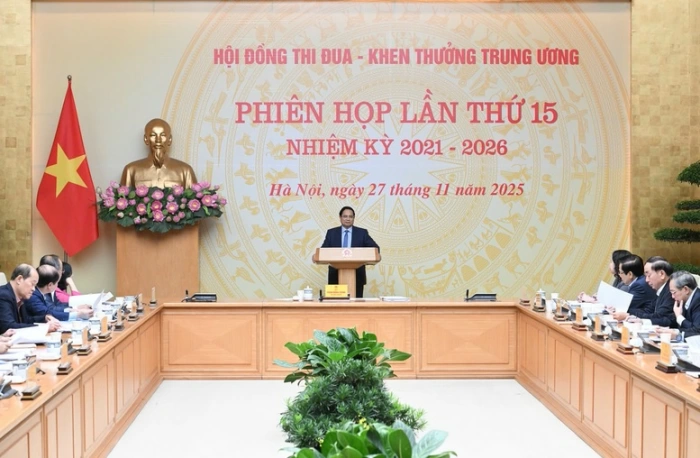 Thủ tướng: Tôn vinh kịp thời những trường hợp xả thân, cống hiến vì nhân dân, vì đồng đội, vì đất nước