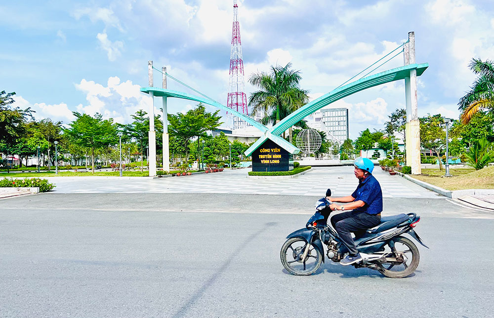Công viên Truyền hình Vĩnh Long được đặt tên mới là công viên Tôn Đức Thắng.