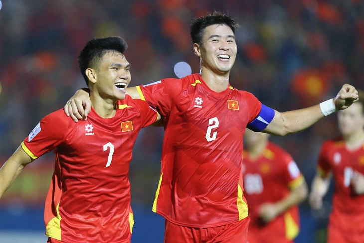 Tuyển Việt Nam thay đổi ban cán sự trước trận tái đấu Lào