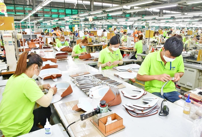 Phát triển công nghiệp theo hướng hiện đại, bền vững