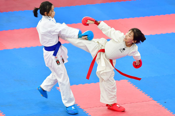 Trận đấu kumite cá nhân nữ.


