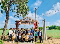 Tìm nguồn nhân lực chất lượng cao cho phát triển du lịch 
