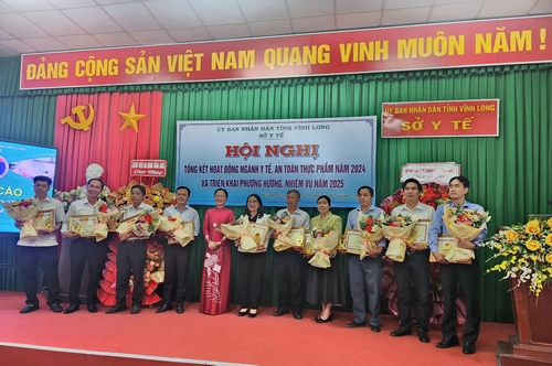 BVĐK Vĩnh Long công bố 6 kỹ thuật chuyên sâu. 