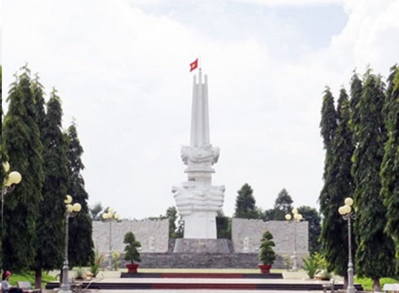 Tượng đài Chiến thắng Bình Giã tại TT Ngãi Giao, huyện Châu Đức, tỉnh Bà Rịa- Vũng Tàu. Ảnh: baobariavungtau.com.vn