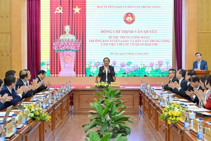 Công tác thông tin, tuyên truyền cần làm nổi bật tầm vóc Đại hội XIV của Đảng