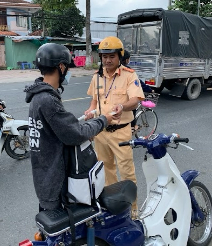 Cao điểm 15 ngày đêm tổng kiểm soát phương tiện, kiềm chế, kéo giảm tai nạn giao thông