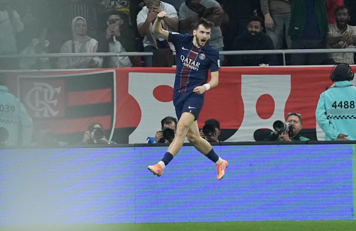 Thủ môn đẩy 4 quả luân lưu, PSG vô địch Intercontinental Cup 2025