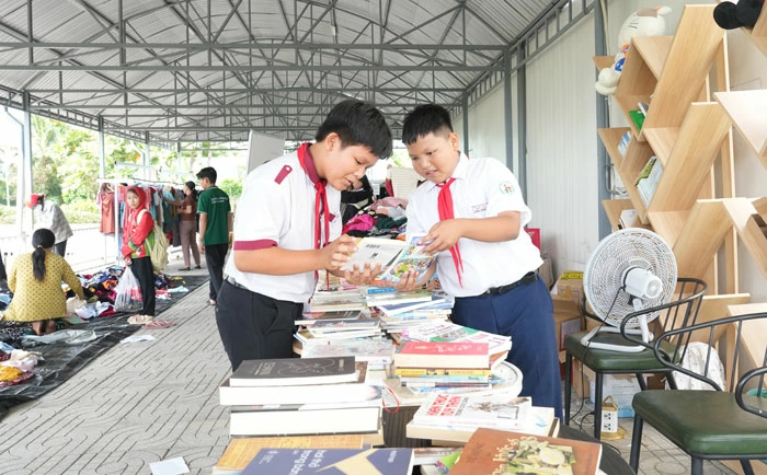 Bài học “sống xanh” từ “Phiên chợ Xanh”