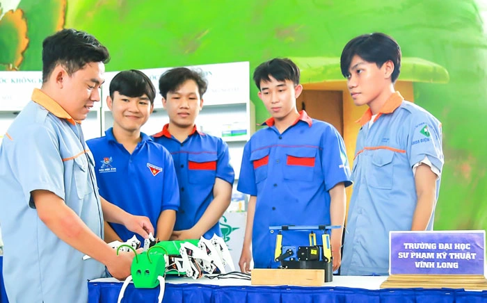 Tuổi trẻ hành động vì quê hương