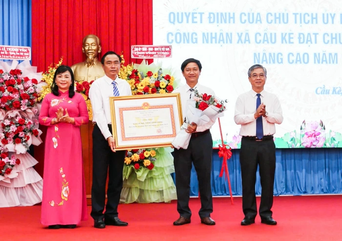 Xã Cầu Kè đạt chuẩn nông thôn mới nâng cao