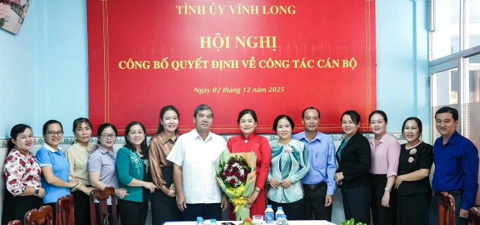 Công bố quyết định về công tác cán bộ tại Hội Liên hiệp Phụ nữ tỉnh