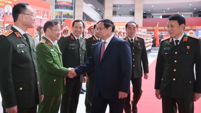 Thực hiện tốt phong trào Ba nhất “Kỷ luật nhất-Trung thành nhất-Gần dân nhất”