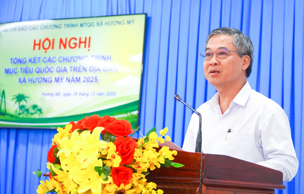 Phó Chủ tịch UBND tỉnh, Phó Trưởng ban Thường trực Ban Chỉ đạo các CTMTQG tỉnh Châu Văn Hòa phát biểu chỉ đạo tại hội nghị.