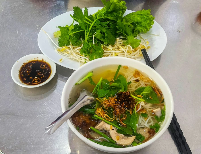 Ngọt thanh vị bún nước suông