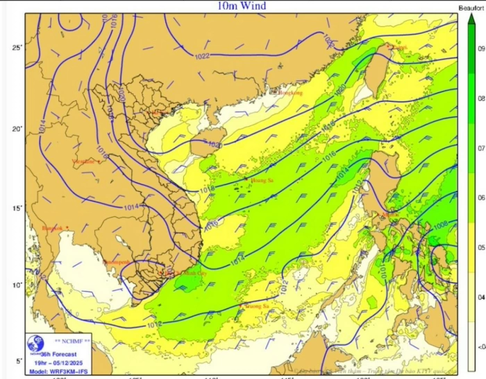 Đêm 4/12 và ngày 5/12, vùng biển Vĩnh Long có gió giật cấp 7-8, biển động