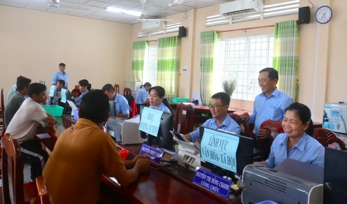 Đại biểu đề xuất giải pháp bảo vệ môi trường, hoàn thiện chính quyền cơ sở