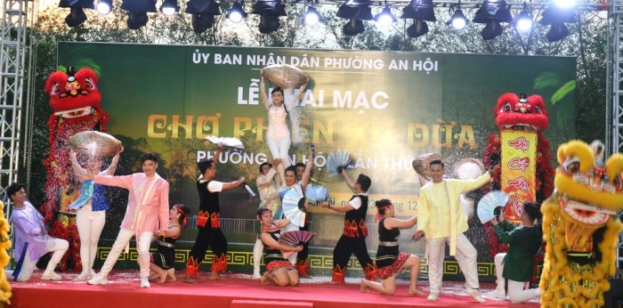 Khai mạc Chương trình “Chợ phiên xứ Dừa phường An Hội - lần thứ I”