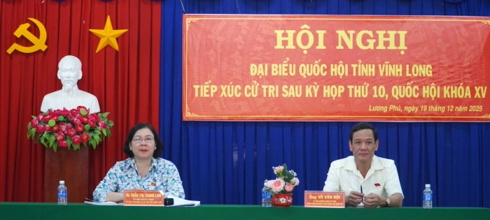 Đại biểu Quốc hội tiếp xúc cử tri xã Lương Phú