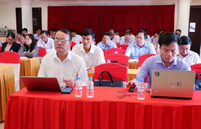 Bồi dưỡng chuyên môn nghiệp vụ lĩnh vực nông nghiệp, môi trường