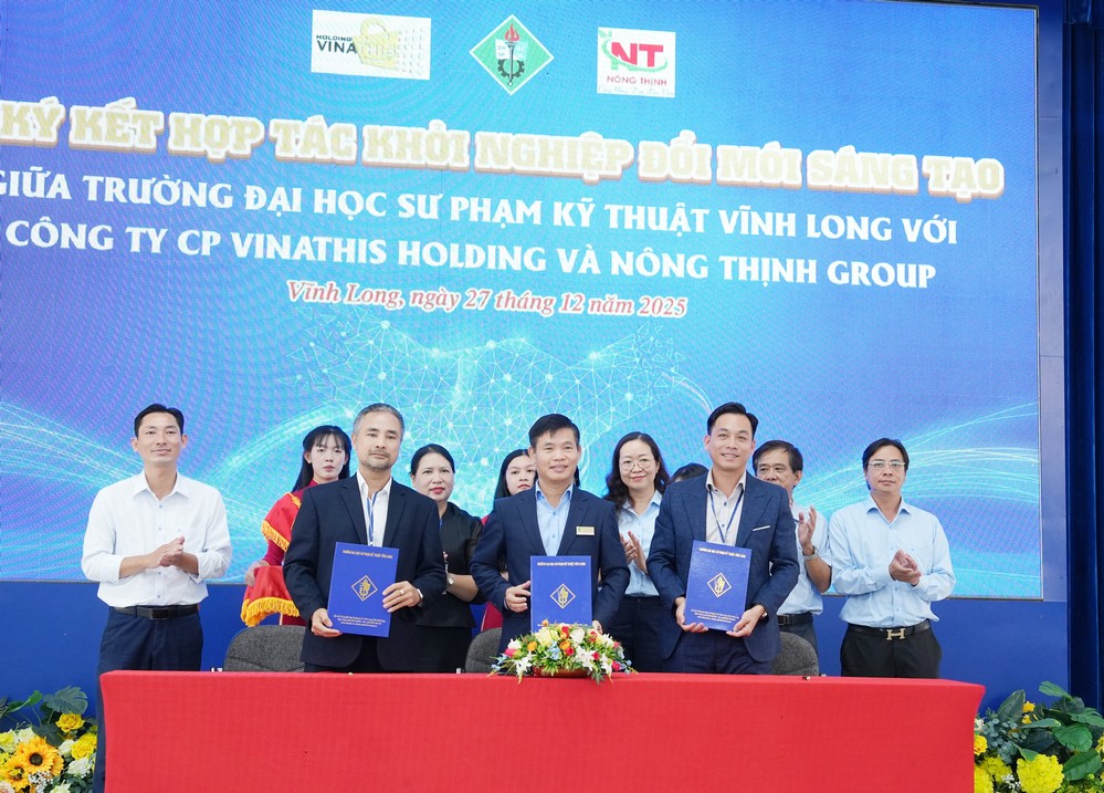 Trường ĐH Sư phạm kỹ thuật Vĩnh Long ký kết biên bản ghi nhớ hợp tác với các công ty, doanh nghiệp.