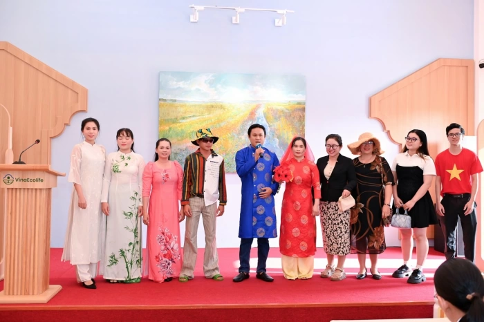 "Phiên Chợ Xanh 2025” trao tặng hơn 3.800 sản phẩm, lan tỏa thông điệp sống xanh- sẻ chia