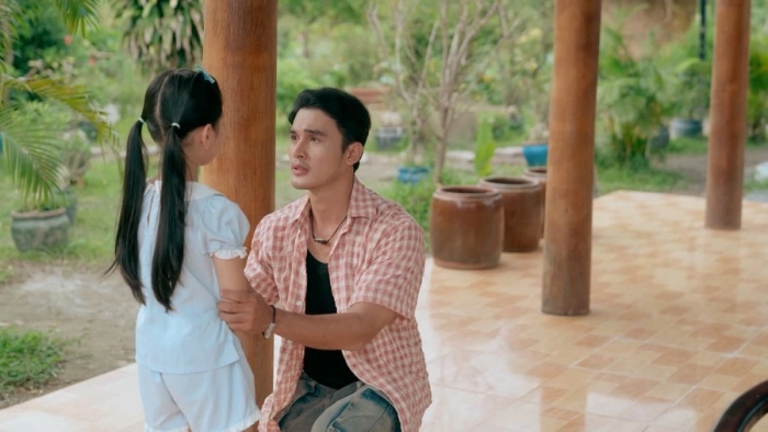 “Trước Lúc Bình Minh” tập 6: Đại chiến gia tộc bùng nổ, mỹ nam osin hóa “người hùng”