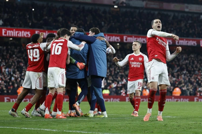 Kết quả bóng đá hôm nay 24/12: Arsenal thẳng tiến bán kết Cúp Liên Đoàn Anh