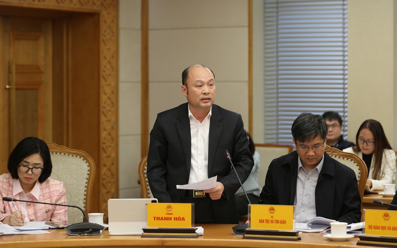 Phó Chủ tịch UBND tỉnh Thanh Hóa Cao Văn Cường kiến nghị làm rõ tỷ lệ 75% diện tích đất thỏa thuận cần được hiểu là diện tích nhà đầu tư phải thỏa thuận, không bao gồm phần đất công do Nhà nước quản lý nằm xen kẹt trong dự án - Ảnh: VGP/Minh Khôi

