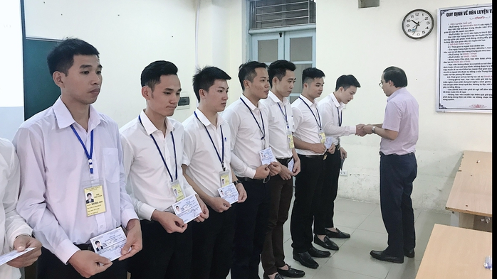 Ứng viên tham gia khóa đào tạo tiếng Đức tại Việt Nam trước khi sang CHLB Đức làm việc.