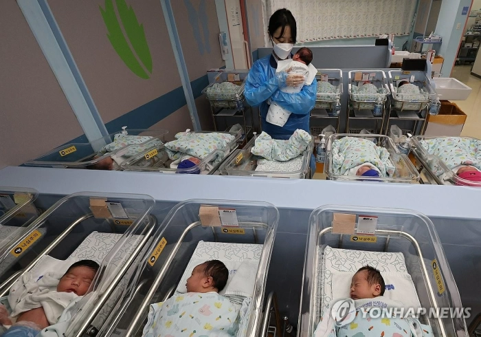 Khủng hoảng nhân khẩu học Hàn Quốc tiếp tục trầm trọng