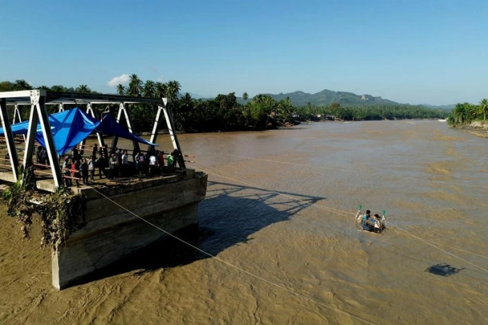 Số người thiệt mạng do lũ lụt, lở đất ở Indonesia tăng lên 712 người, mất tích 507 người