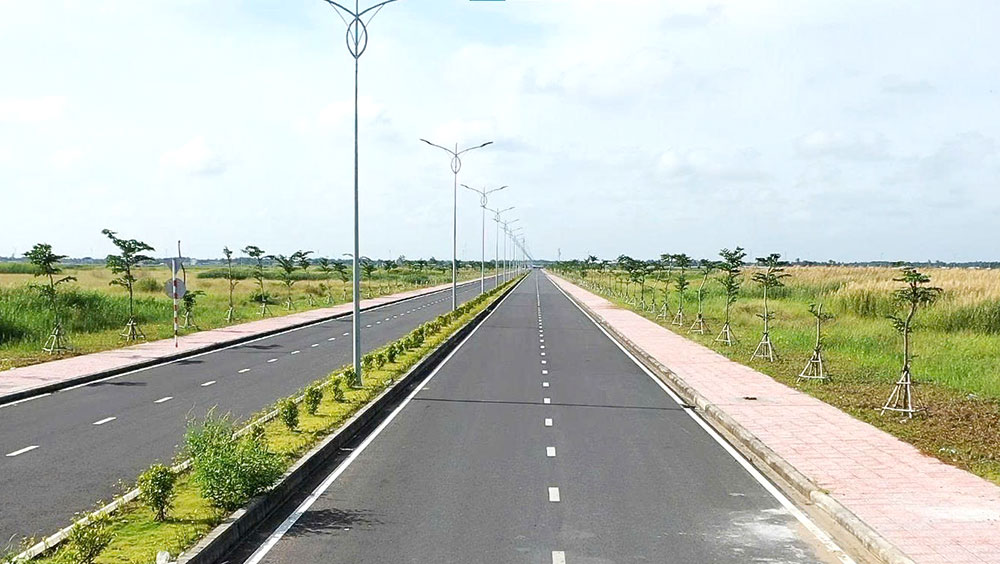 Đường vào KCN Phú Thuận.