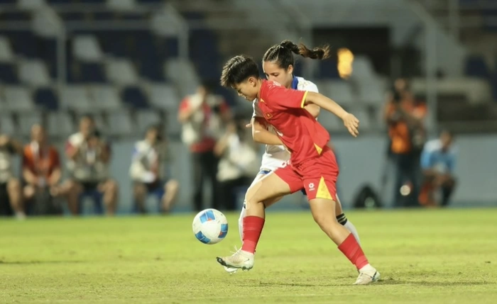 Áp đảo đội Philippines, tuyển nữ Việt Nam vẫn thua đau phút cuối