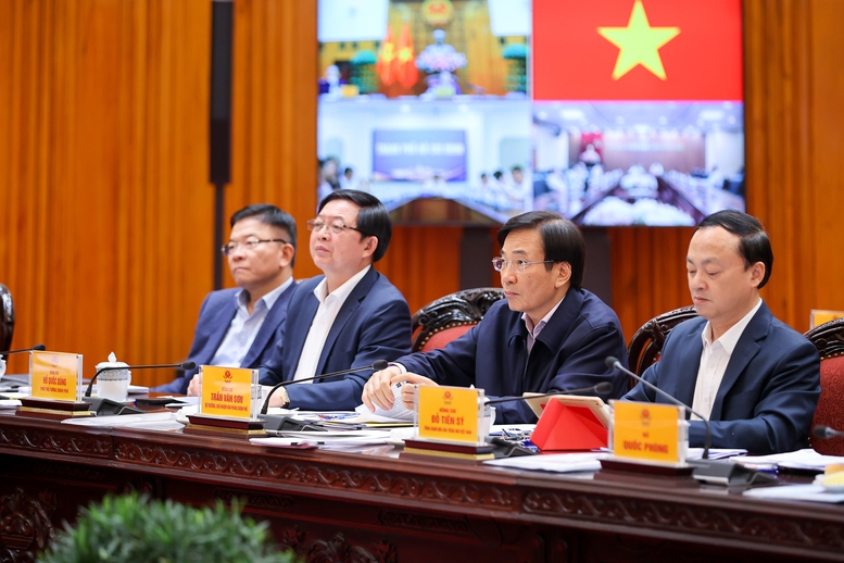 Các Phó Thủ tướng và đại biểu tham dự Phiên họp - Ảnh: VGP/Nhật Bắc