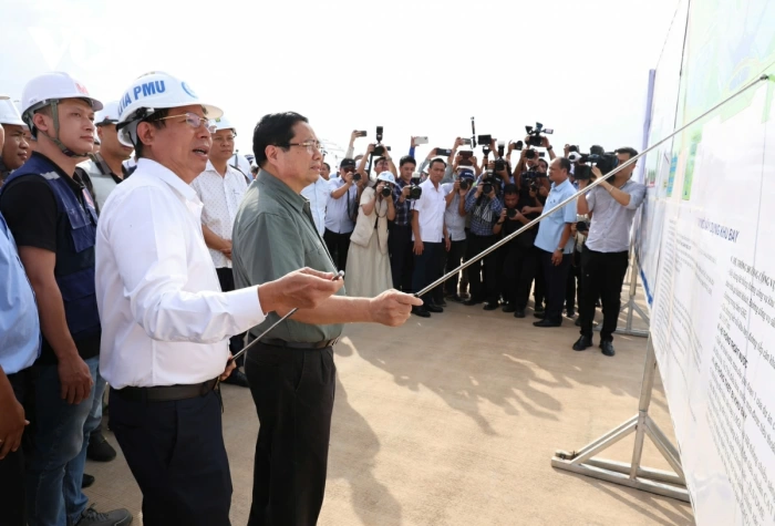 Thủ tướng: Sân bay Long Thành đảm bảo điều kiện đón chuyến bay đầu tiên vào 19/12