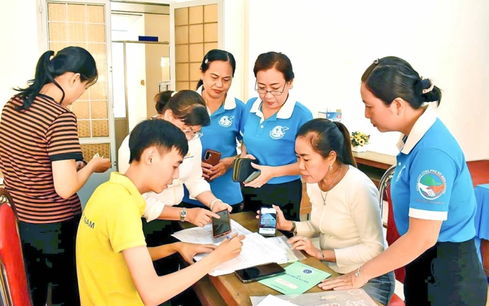 Tổ phụ nữ tiết kiệm tham gia bảo hiểm xã hội tự nguyện