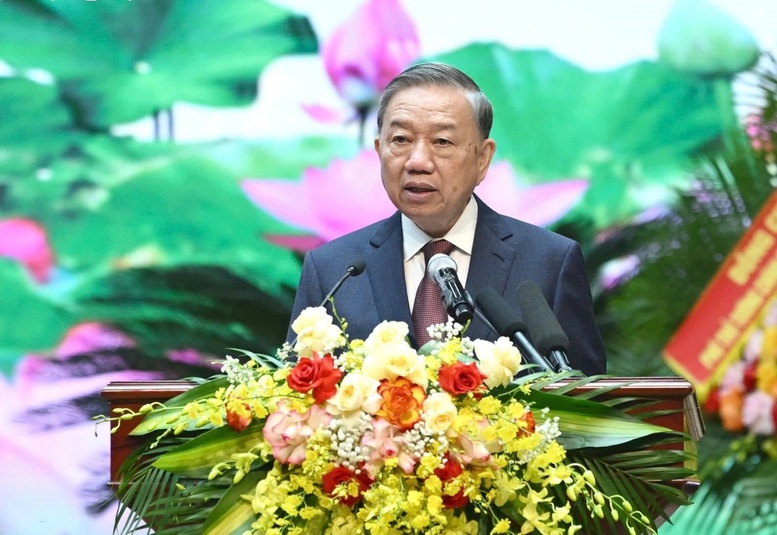 Tổng Bí thư Tô Lâm: Dưới lá cờ vinh quang của Đảng, Quân đội nhân dân mãi mãi là lực lượng chính trị tin cậy, tuyệt đối trung thành, xứng đáng với niềm tin yêu của Đảng, Nhà nước và nhân dân.