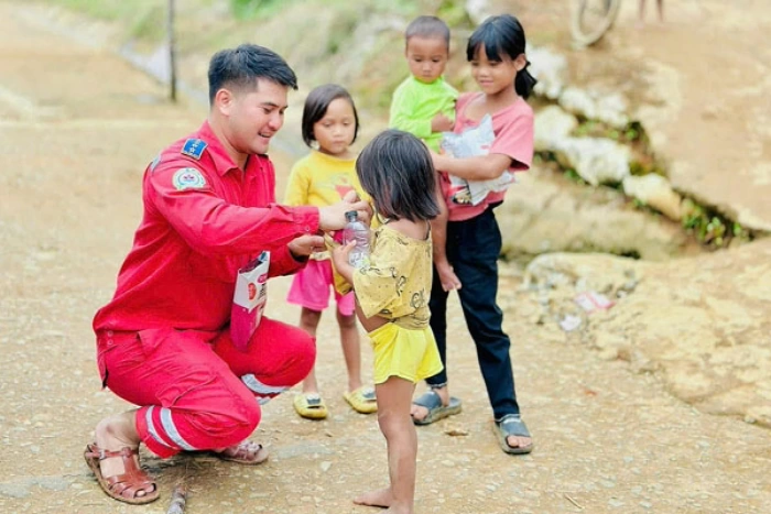 Xung kích, tình nguyện vì cộng đồng